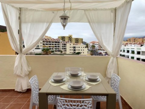 Apartment with 2 bedrooms in Los Cristianos with wonderful mountain view enclosed garden and WiFi 170 m from the beach
