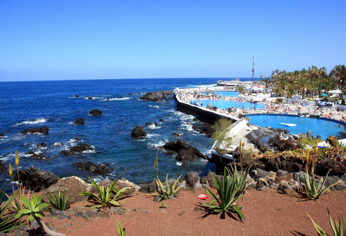 'Tenerife. Puerto de la Cruz' - Tenerife